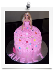 Barbie cake (1)
