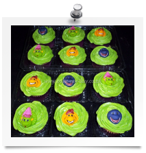 Barney cupcakes (4)
