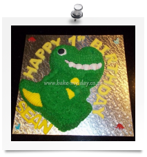 Dinosaur cake (1)