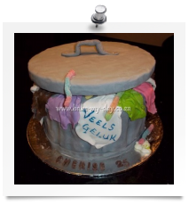 Dustbin cake (1)