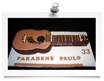 Guitar cake (1)