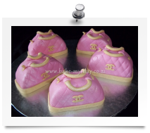 Mini handbag cakes (6)