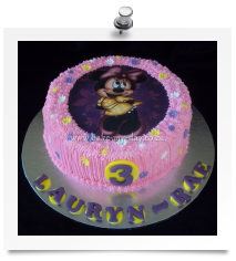 Minnie Mouse cake (1)