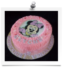 Minnie Mouse cake (2)