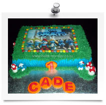 Smurfs cake (2)