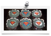 Superman cupcakes